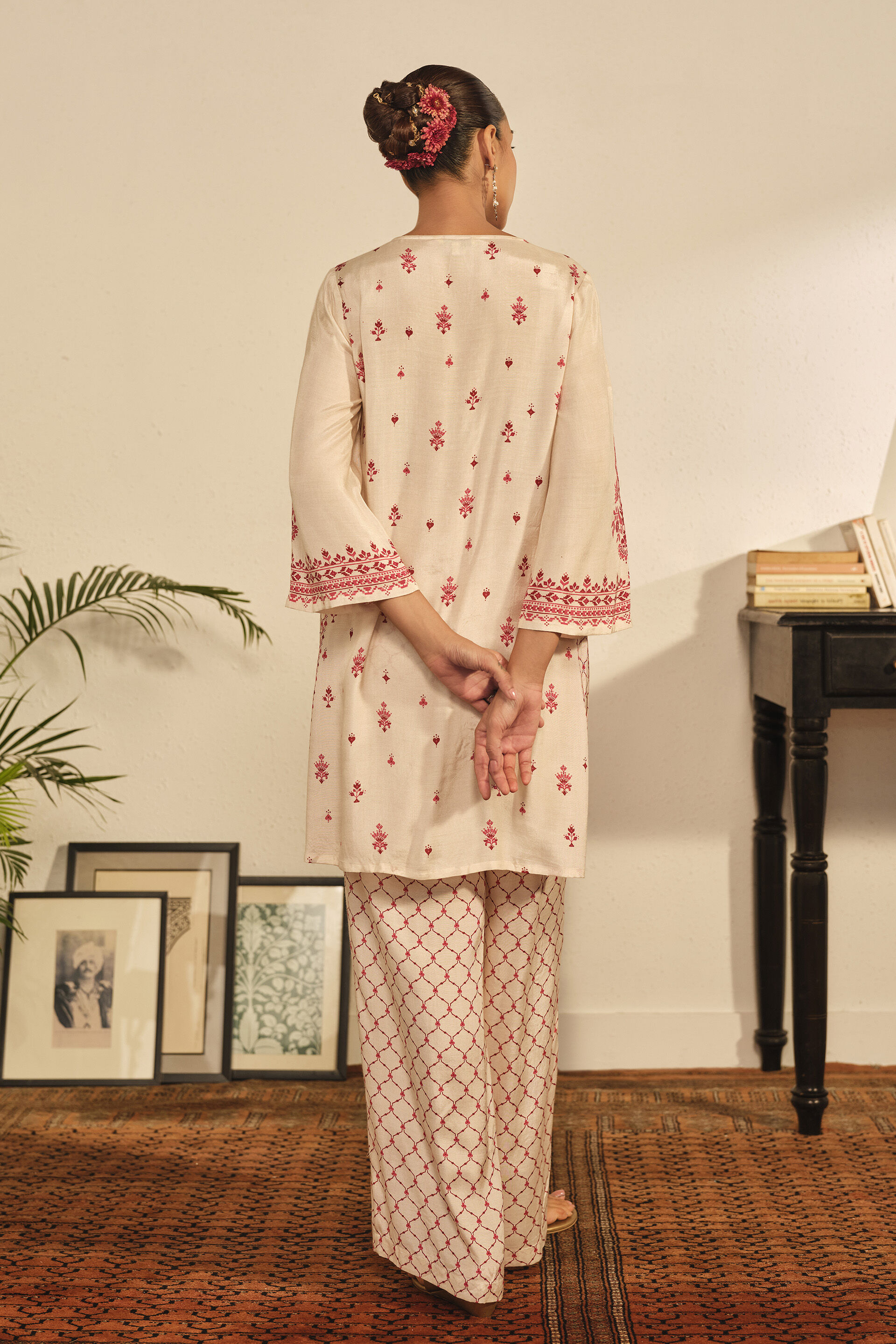 Printed Kurta Set in White, White, image 3
